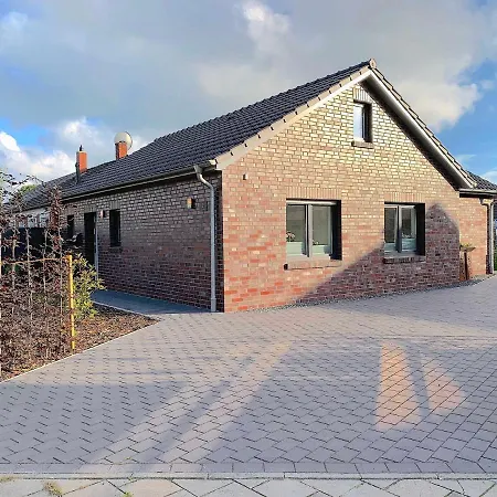 펜션 Leeraner Ferienhaus, 15200 리어